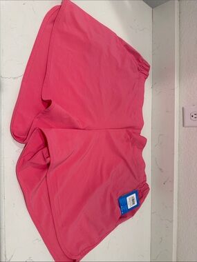 Columbia Hot Pink Women's Athletic Shorts